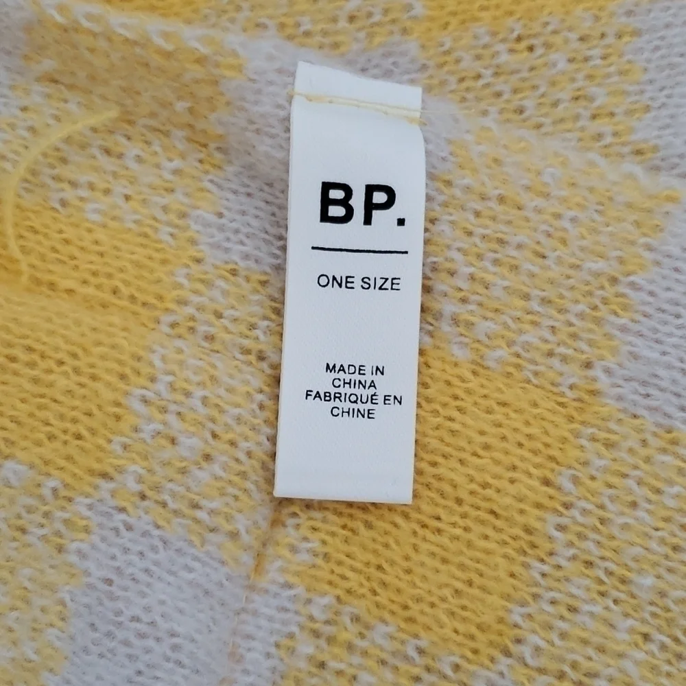BP Yellow/White Checkered Pocket Scarf and Hat Set NWT